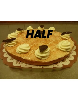 Appelkaneel bavaroisvlaai half Appelkaneel bavaroisvlaai half